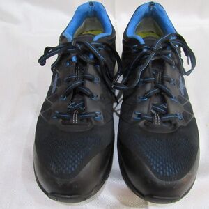 Keen Men's steel toed work shoes